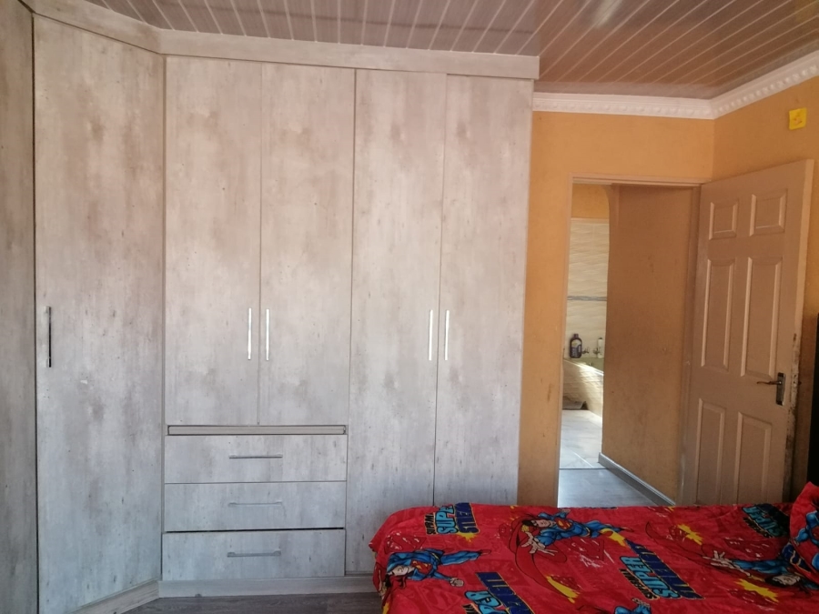 4 Bedroom Property for Sale in Tlhabane West North West